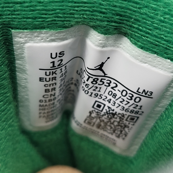 NEW Men's Sz 12 Air Jordan 3 Retro 'Pine Green' DH1259-400 - Picture 10 of 11